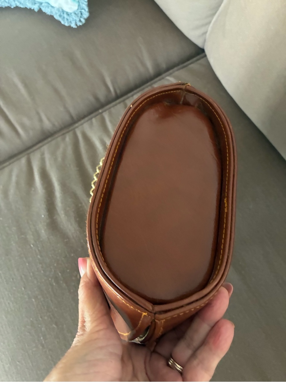 Rare vintage Sasha purse with gold panther/jaguar hardware - Picture 4 of 15